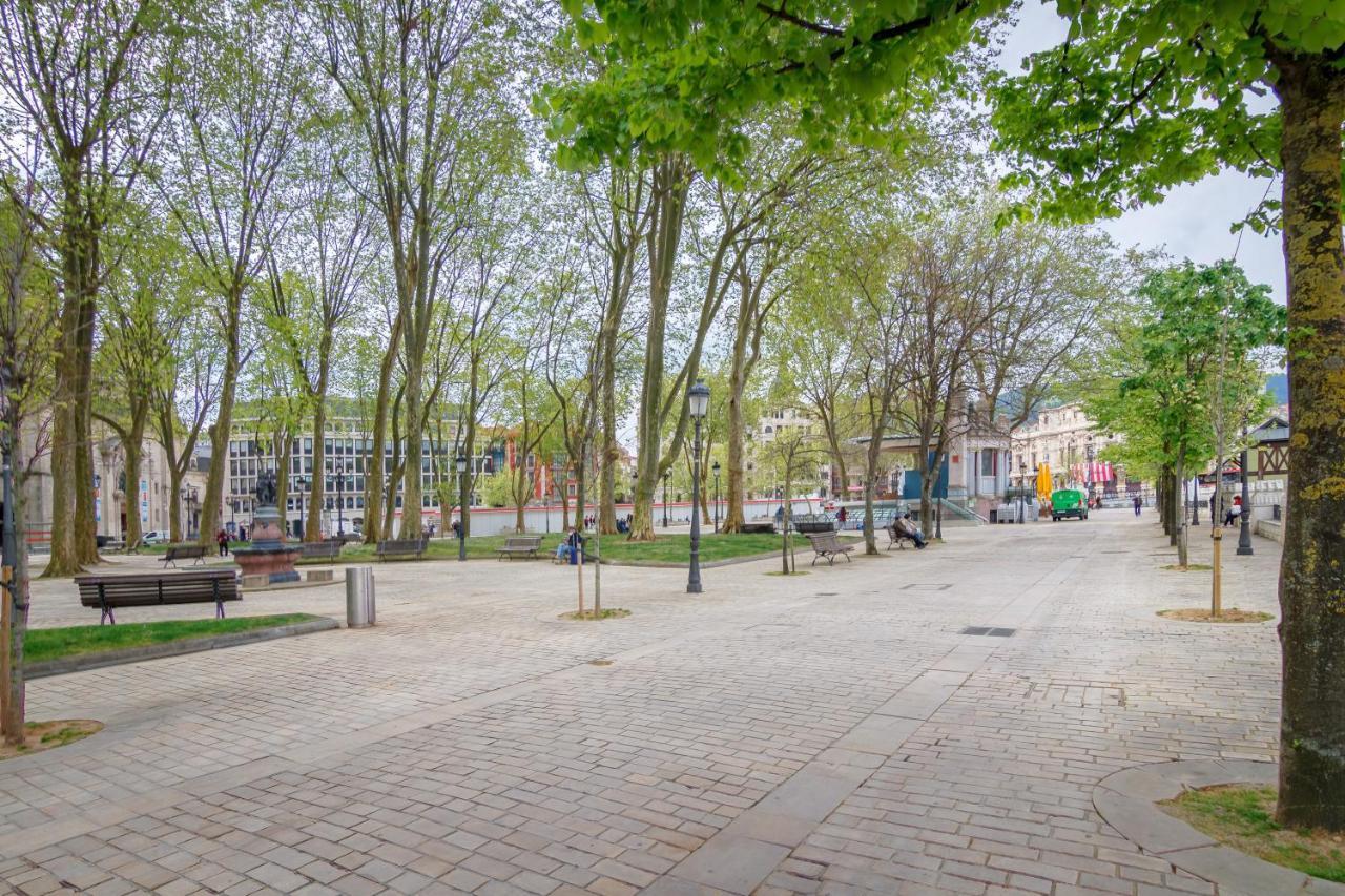 Appartamento Paseo Del Arenal En El Casco Viejo Bilbao Esterno foto