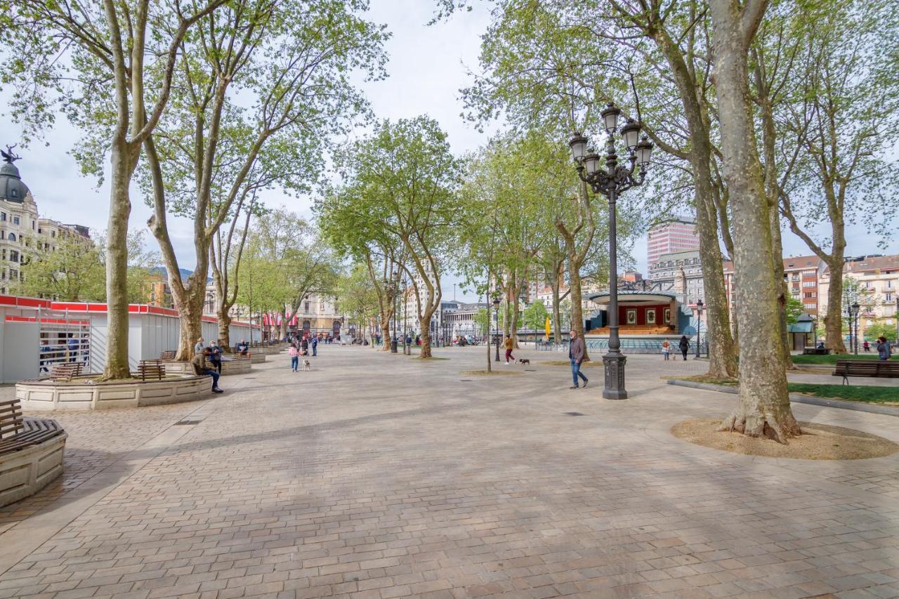 Appartamento Paseo Del Arenal En El Casco Viejo Bilbao Esterno foto